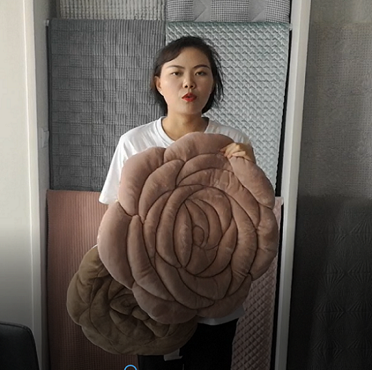 Oversized rose mat